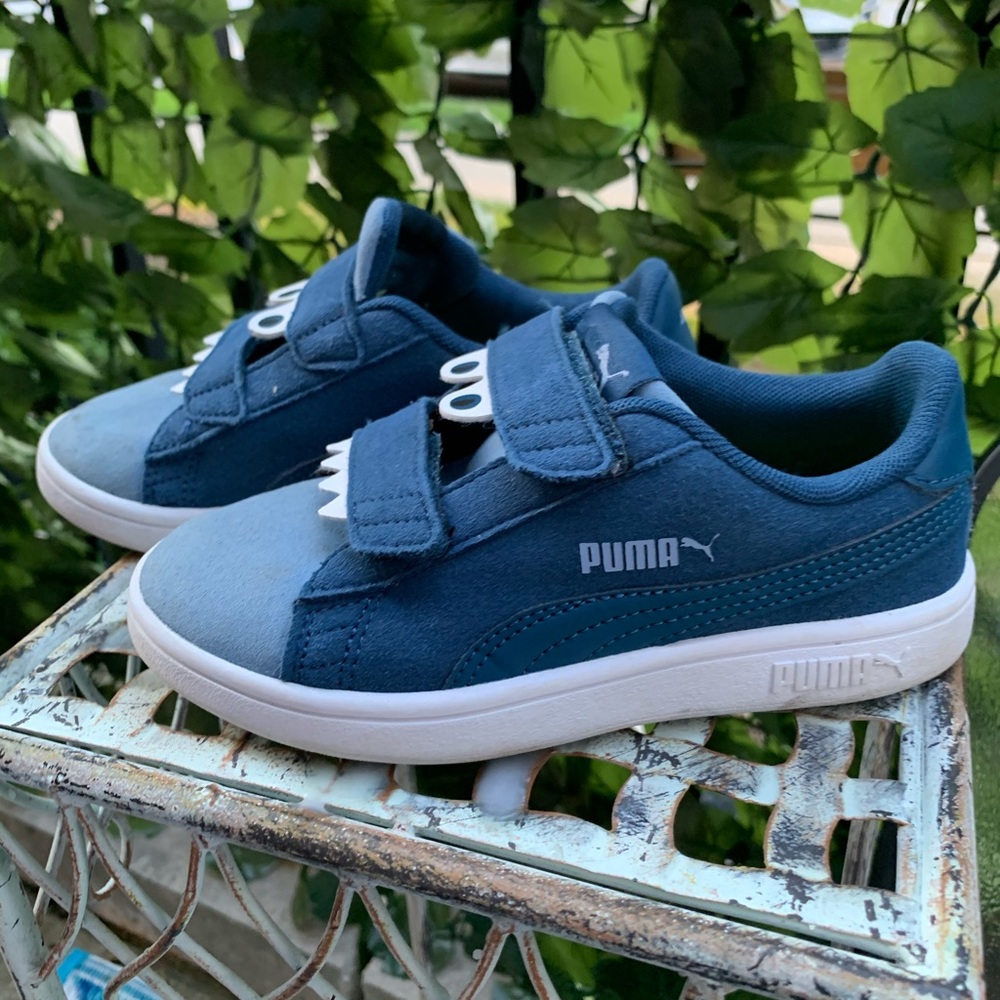 Puma monster Velcro sneaker , little boy size 12c